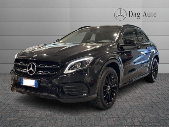 Mercedes-Benz GLA 200 d Automatic Premium, del 2019, 105.653 km, in vendita a Manocalzati (AV)