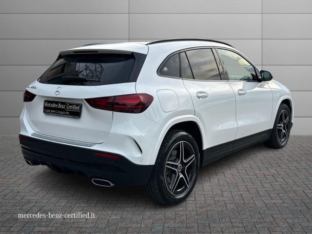 Mercedes-Benz GLA 250 e hybrid EQ AMG Line Advanced Plus - foto 2 di 4