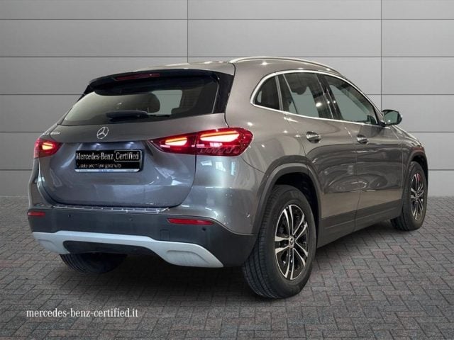 Mercedes-Benz GLA 180 d Automatic Advanced - foto 2 di 4