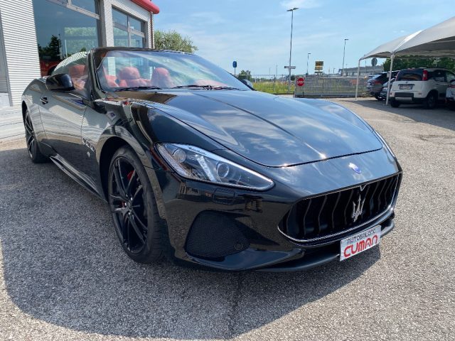 Maserati GranCabrio 4.7 V8 Sport - foto 2 di 4