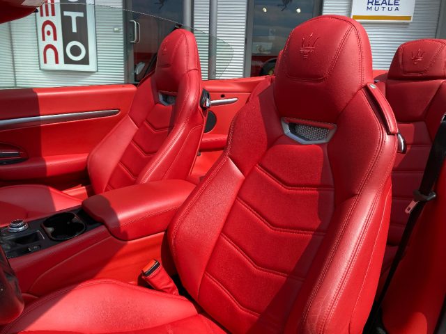 Maserati GranCabrio 4.7 V8 Sport usato a MAROSTICA