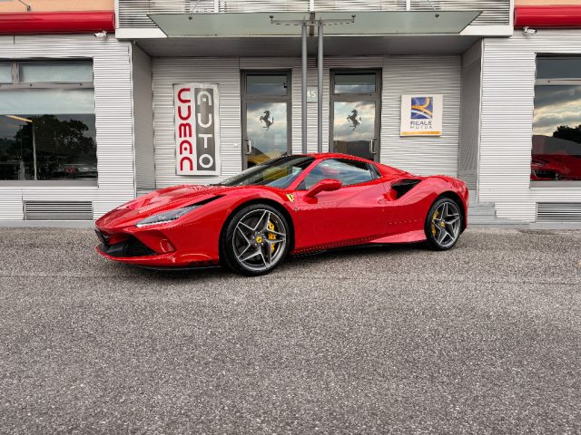 Ferrari F8 Spider - foto 4 di 4