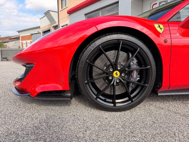 Ferrari 488 Pista - foto 4 di 4