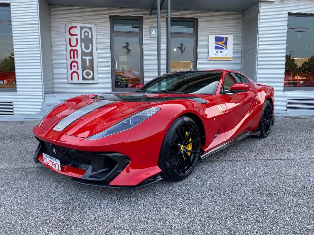 Ferrari 812 COMPETIZIONE 1/999 - foto 2 di 21