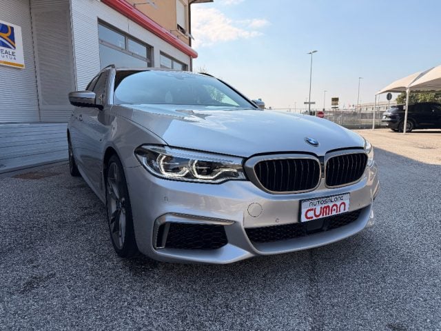 BMW M550 d xDrive Touring - foto 3 di 4