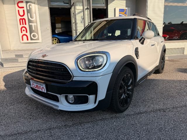 MINI Countryman 2.0 Cooper D Business Countryman Automatica - foto 2 di 4
