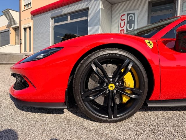 Ferrari 296 GTS 296 GTS - foto 4 di 4