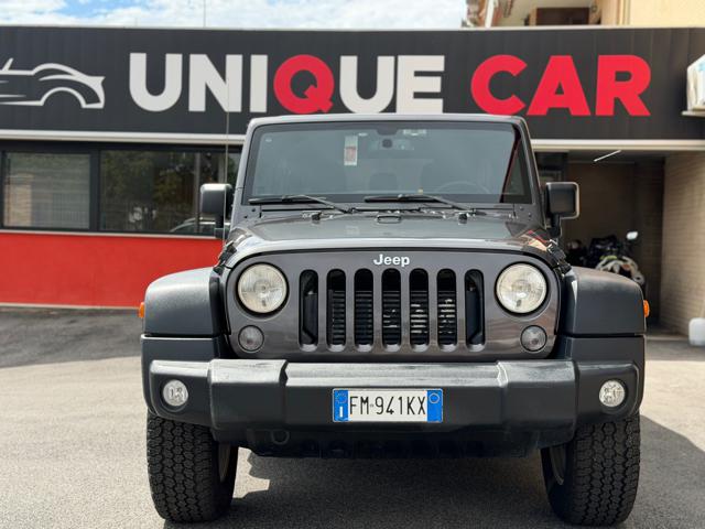 Jeep Wrangler Unlimited 2.8 CRD DPF Rubicon Auto - foto 2 di 4