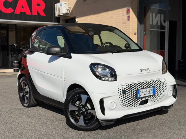 smart forTwo EQ Passion 60KW (NESSUN VINCOLO), del 2022, 18.990 km, in vendita a Roma (RM)