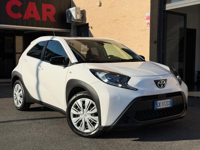 Toyota Aygo X 1.0 72 CV SPORT CAMBIO AUTOMATICO(NESSUN VINCOLO), del 2022, 28.733 km, in vendita a Roma (RM)