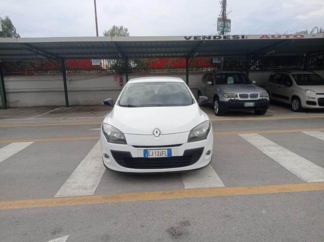 Renault Megane Mégane 1.5 dCi 110CV Attractive, del 2011, 274.483 km, in vendita a Napoli (NA)