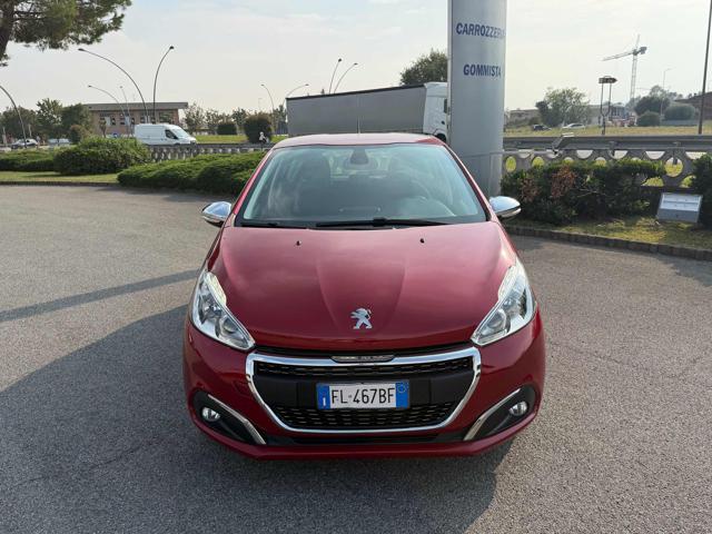 Peugeot 208 1° serie PureTech 82 5 porte Allure - foto 2 di 4
