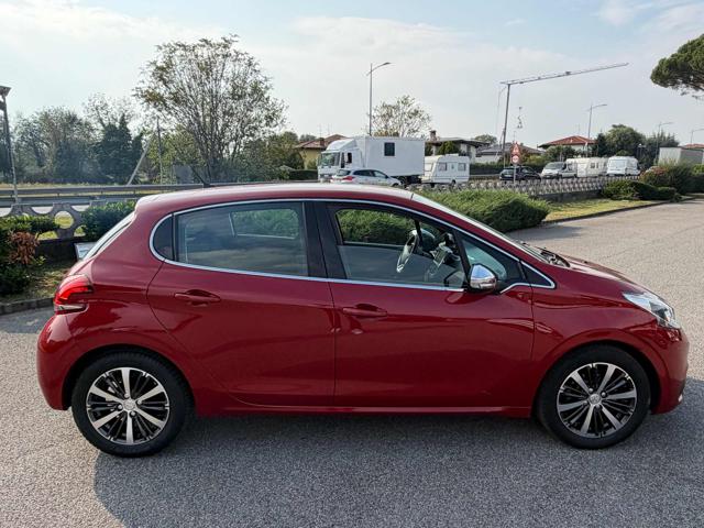 Peugeot 208 1° serie PureTech 82 5 porte Allure - foto 4 di 4
