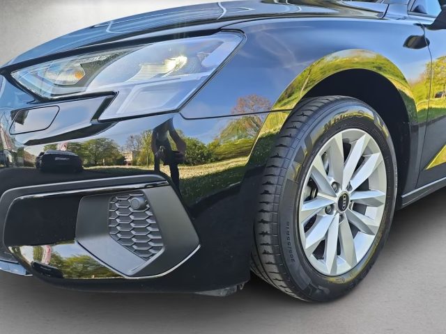 Audi A3 SPB 30 TFSI - foto 3 di 4