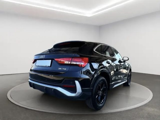 Audi Q3 SPB 35 TDI S tronic S line edition - foto 4 di 4