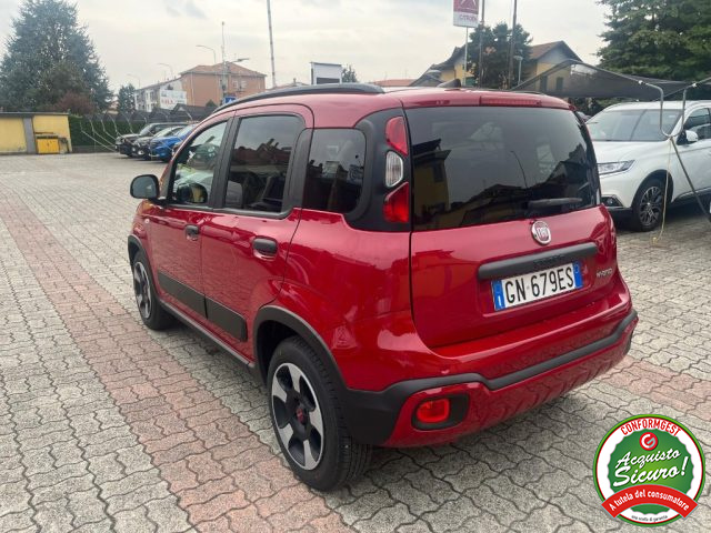 Fiat Panda 1.0 FireFly S&S Hybrid City Cross - foto 3 di 4