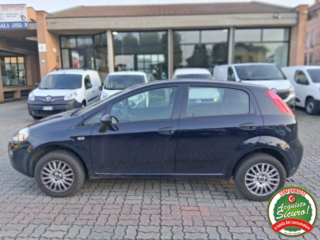 Fiat Punto 1.4 8V 5 porte Natural Power Street - foto 2 di 4