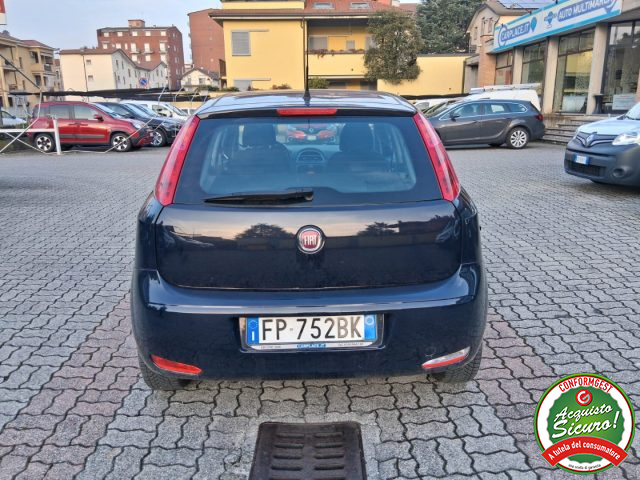 Fiat Punto 1.4 8V 5 porte Natural Power Street - foto 4 di 4