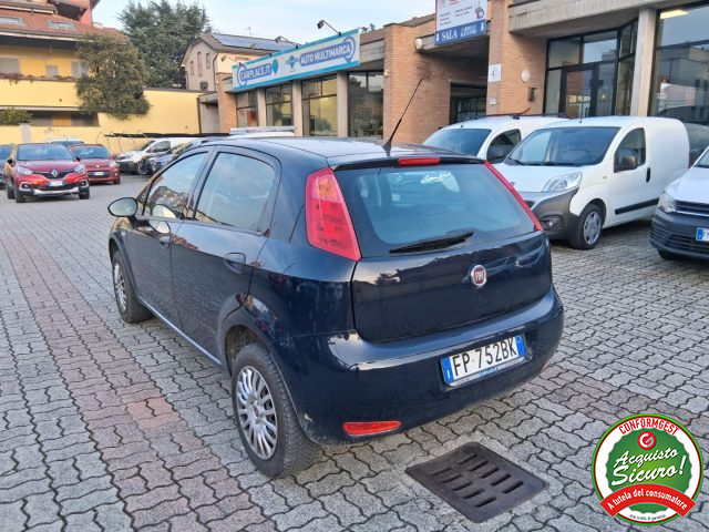 Fiat Punto 1.4 8V 5 porte Natural Power Street - foto 3 di 4