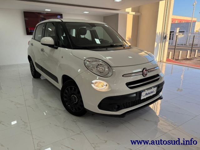 Fiat 500L Pro 1.3 MJT 95CV Mirror 4 posti (N1), del 2021, 180.000 km, in vendita a Massafra (TA)