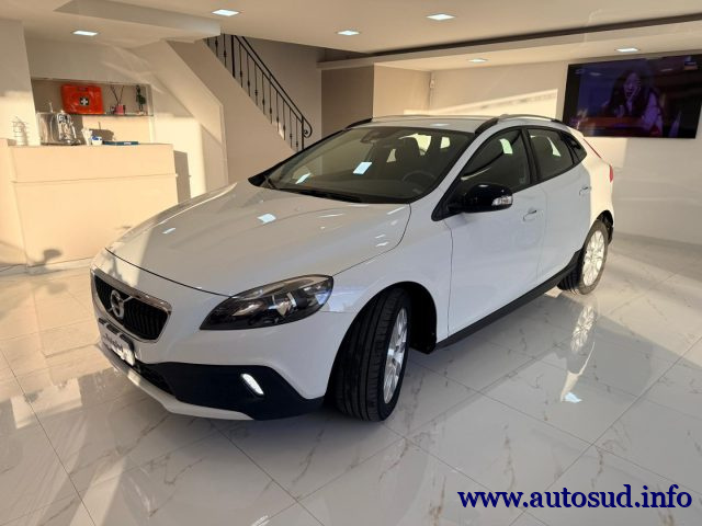 Volvo V40 Cross Country D2 Geartronic - foto 3 di 4