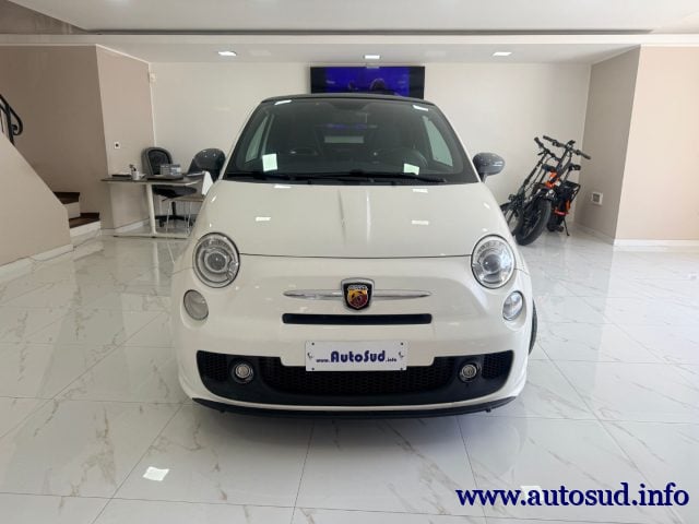 Abarth 500 C 1.4 Turbo T-Jet MTA - foto 2 di 4