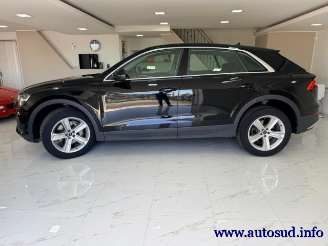 Audi Q8 45 TDI quattro tiptronic - foto 4 di 21