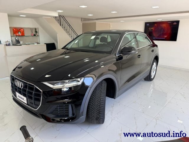Audi Q8 45 TDI quattro tiptronic - foto 3 di 4