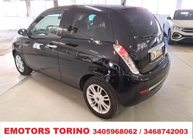 Lancia Ypsilon 1.2 Platino - foto 2 di 4
