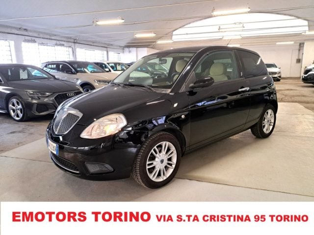 Lancia Ypsilon 1.2 Platino, del 2009, 78.988 km, in vendita a Borgaro Torinese (TO)
