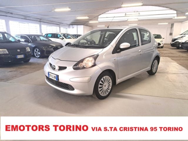 Toyota Aygo 1.0 12V VVT-i 5 porte Sol, del 2007, 36.802 km, in vendita a Borgaro Torinese (TO)