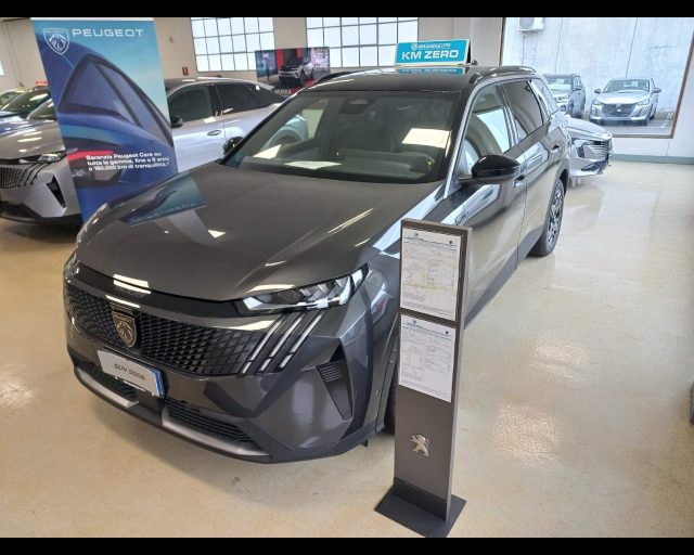 Peugeot 5008 1.2 hybrid GT 136cv e-dcs6 km 0 a ALESSANDRIA