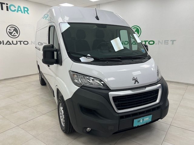 Peugeot Boxer III 335 2019 - 335 2.2 bluehdi 140cv S&S L2 d.ca, del 2022, 145.616 km, in vendita a Alessandria (AL)