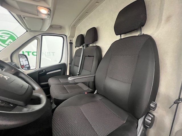 Peugeot Boxer III 335 2019 - 335 2.2 bluehdi 140cv S&S L2 d.ca, del 2022, 145.616 km, in vendita a Alessandria (AL)