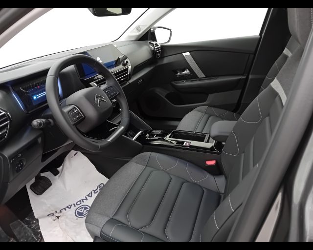 Citroen C4 X 1.5 bluehdi Shine s&s 130cv eat8, del 2024, 32.450 km, in vendita a Alessandria (AL)