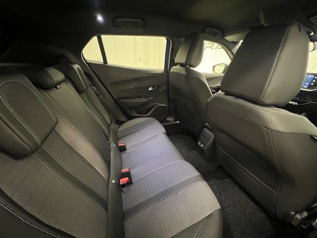 Peugeot 2008 II - 1.2 puretech Allure Pack s&s 100cv usato a ALESSANDRIA