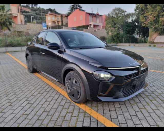 Lancia Ypsilon Nuova Ibrida My24 Nuova 1.2 100cv Ibrida, del 2025, in vendita a Alessandria (AL)