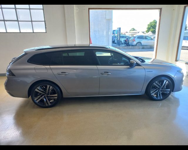Peugeot 508 SW 1.6 phev GT 225cv e-eat8 - foto 4 di 4