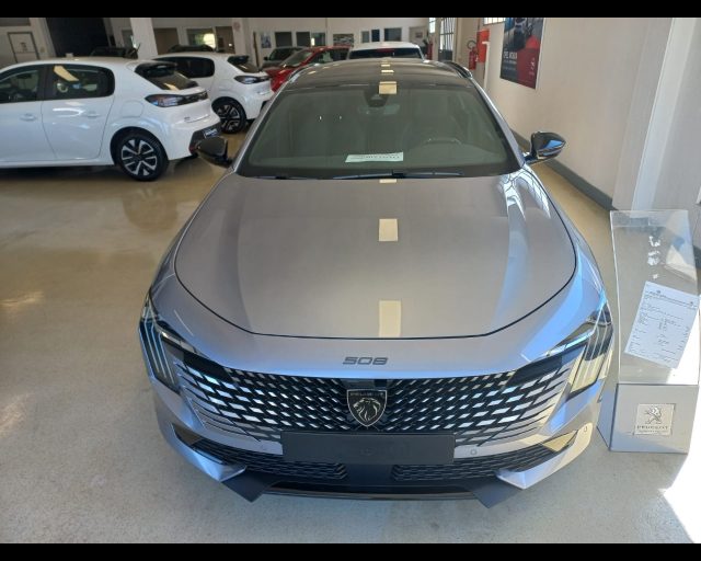 Peugeot 508 SW 1.6 phev GT 225cv e-eat8 - foto 2 di 4