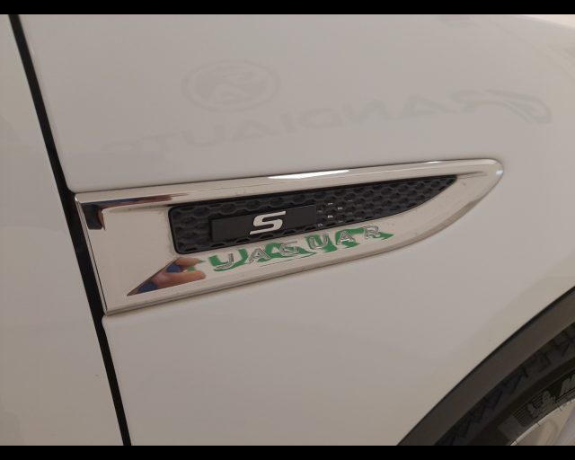 Jaguar E-Pace - 2.0d i4 awd 180cv auto my19, del 2020, 140.197 km, in vendita a Alessandria (AL)