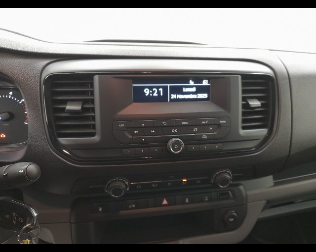 Opel Vivaro III - L2H1 d.cab. mobile 1.5d 120cv Essentia S&S usato a ALESSANDRIA