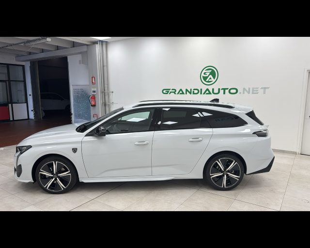 Peugeot 308 SW 1.2 puretech t GT s&s 130cv eat8 - foto 3 di 4