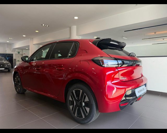 Peugeot 208 1.2 puretech Allure s&s 100cv km 0 a ALESSANDRIA