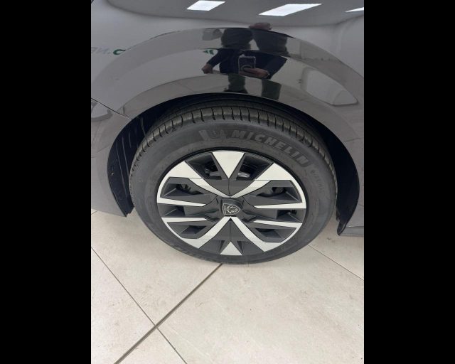 Peugeot 208 1.2 puretech Style s&s 75cv km 0 a ALESSANDRIA