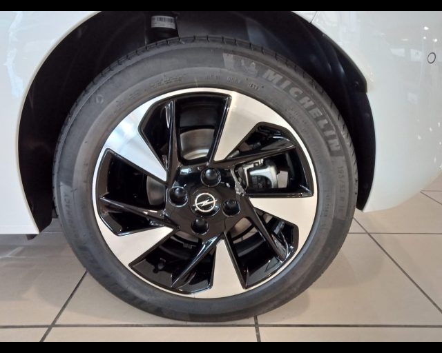Opel Corsa e- GS Line, del 2022, 3.800 km, in vendita a Alessandria (AL)