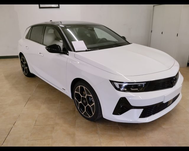 Opel Astra 1.6 hybrid GS s&s 180cv at8 - foto 2 di 14