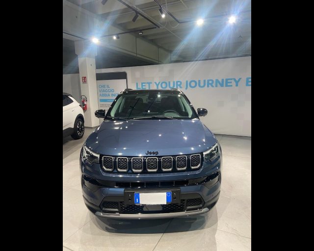 Jeep Compass E-Hybrid My24 Summit 1.5 Turbo T4 E-Hybrid 130cv - foto 2 di 4