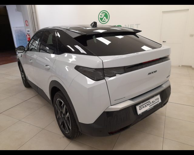 Peugeot 3008 1.2 hybrid GT 136cv e-dcs6 - foto 3 di 4