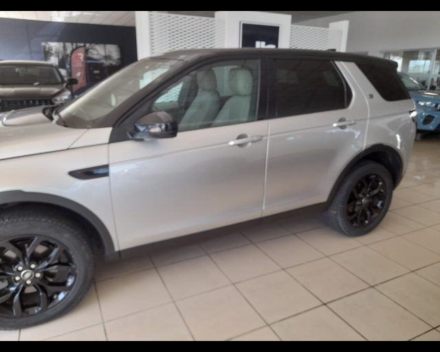 Land Rover Discovery Sport I - 2.0 td4 HSE awd 180cv 7p - foto 3 di 4