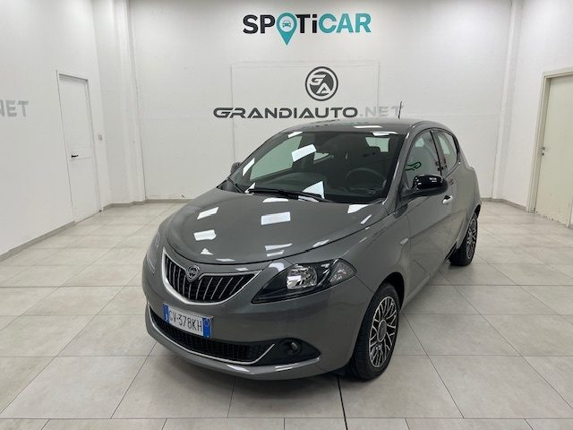 Lancia Ypsilon III 2021 - 1.0 firefly hybrid Platino s&s 70cv usato a ALESSANDRIA